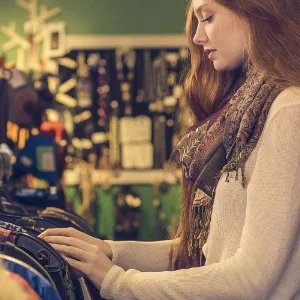 The psychological effect behind compulsive buying The psychological effect behind compulsive buying